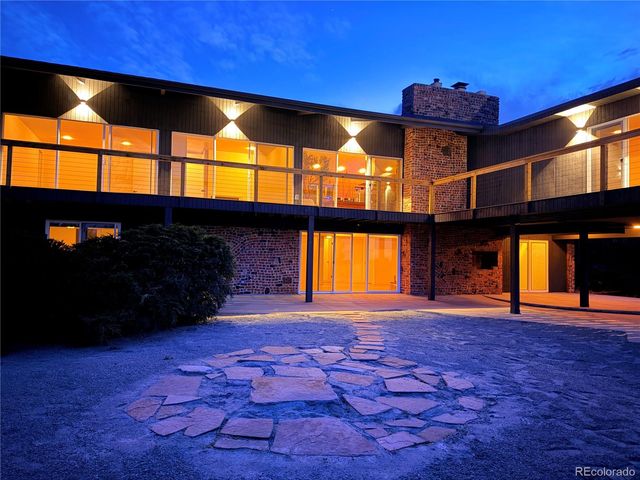 13935 W Center Drive, Lakewood, CO 80228