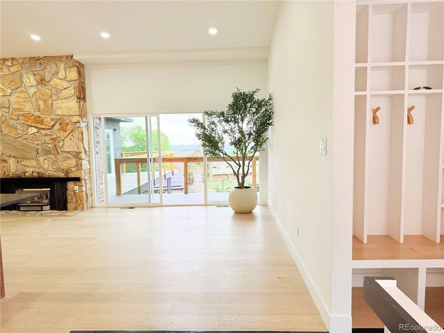 13935 W Center Drive, Lakewood, CO 80228