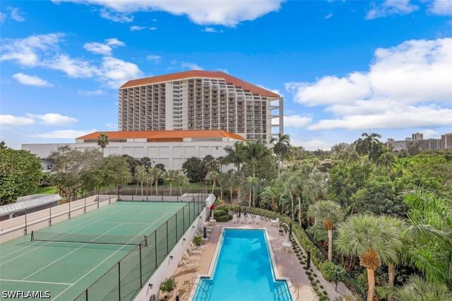 5501 Heron Point DR 1203, Naples, FL 34108