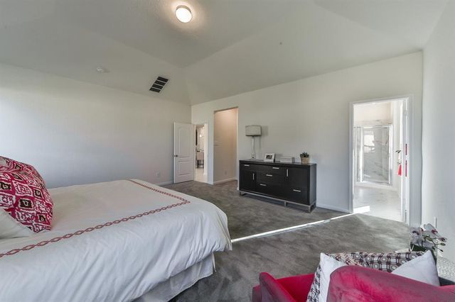 25206 Farmdale Lane, Richmond, TX 77406