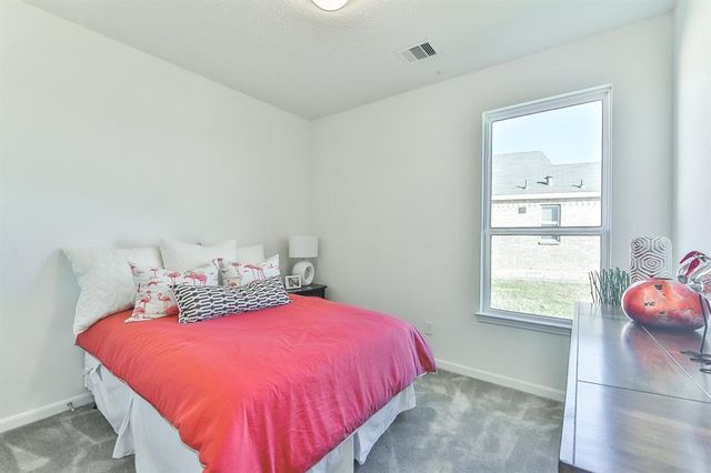 25206 Farmdale Lane, Richmond, TX 77406