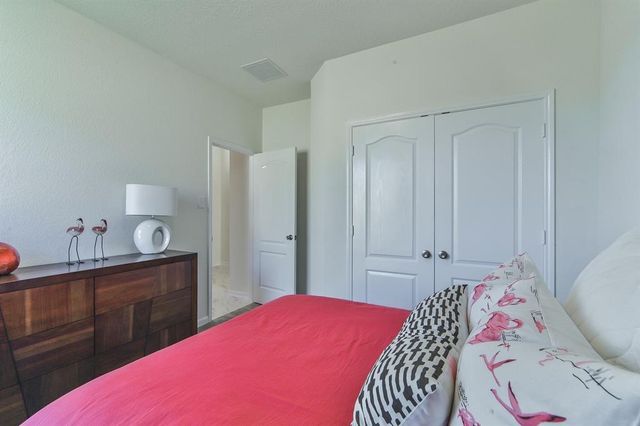 25206 Farmdale Lane, Richmond, TX 77406