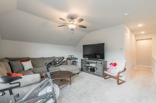 838 Mildren Lane, Fate, TX 75087