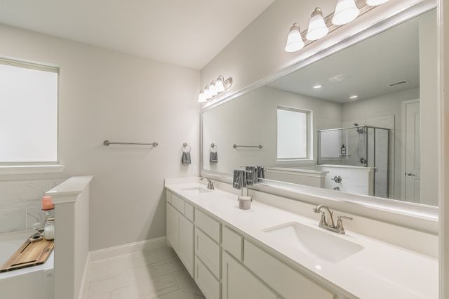 838 Mildren Lane, Fate, TX 75087