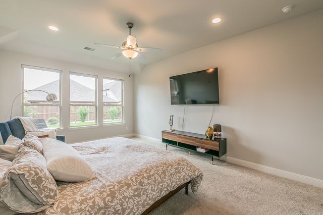 838 Mildren Lane, Fate, TX 75087