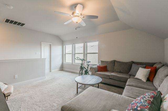 838 Mildren Lane, Fate, TX 75087