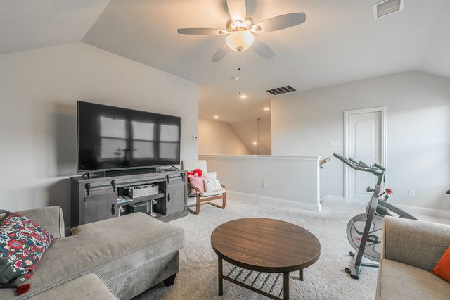 838 Mildren Lane, Fate, TX 75087