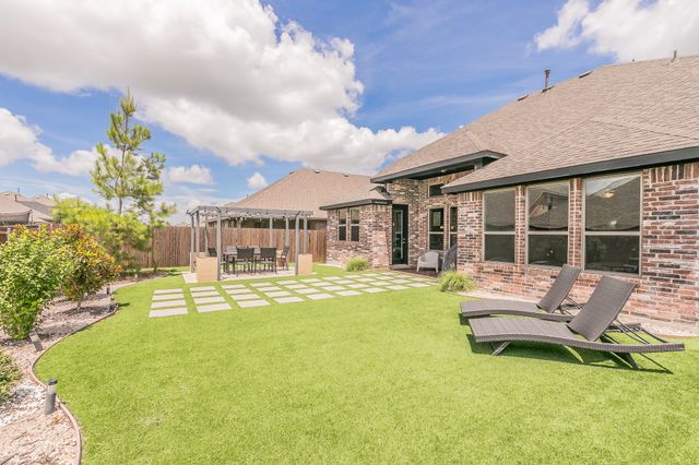 838 Mildren Lane, Fate, TX 75087