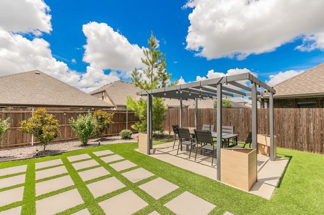 838 Mildren Lane, Fate, TX 75087