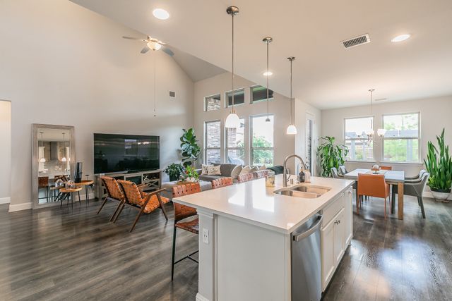 838 Mildren Lane, Fate, TX 75087