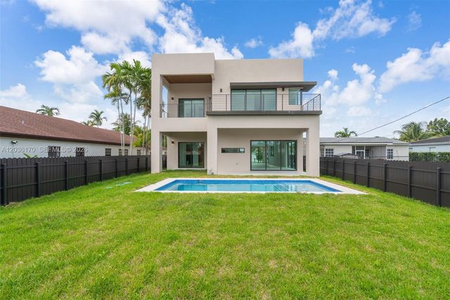 6438 SW 23rd St, Miami, FL 33155