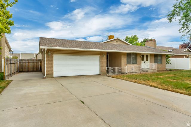 1447 E HOLLOW DALE DR, Salt Lake City, UT 84121