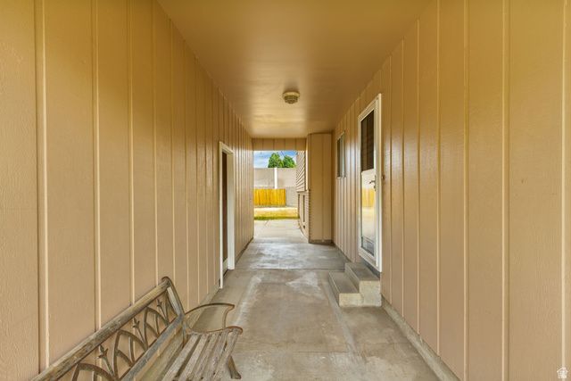 1447 E HOLLOW DALE DR, Salt Lake City, UT 84121