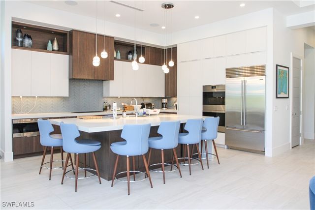 3123 Crayton RD, Naples, FL 34103