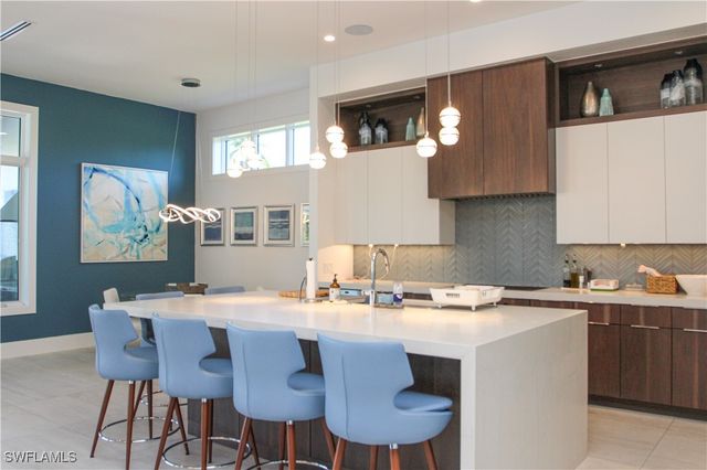 3123 Crayton RD, Naples, FL 34103