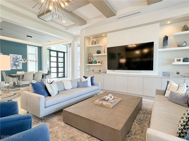 3123 Crayton RD, Naples, FL 34103