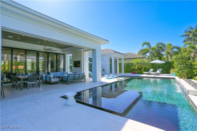 3123 Crayton RD, Naples, FL 34103