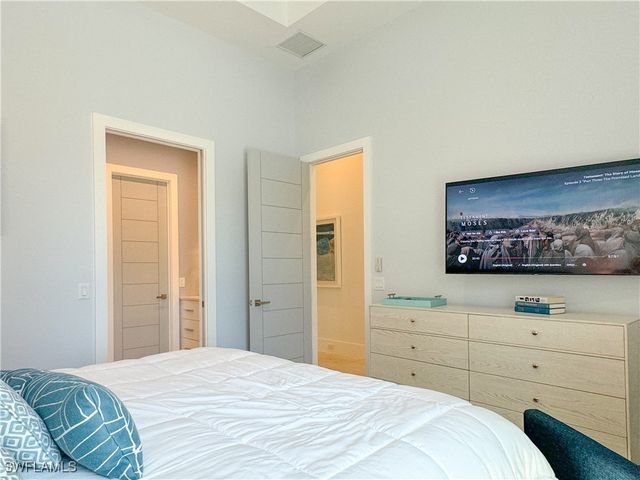 3123 Crayton RD, Naples, FL 34103