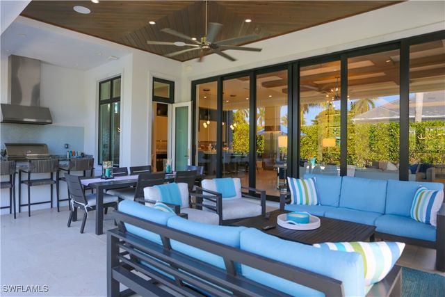 3123 Crayton RD, Naples, FL 34103