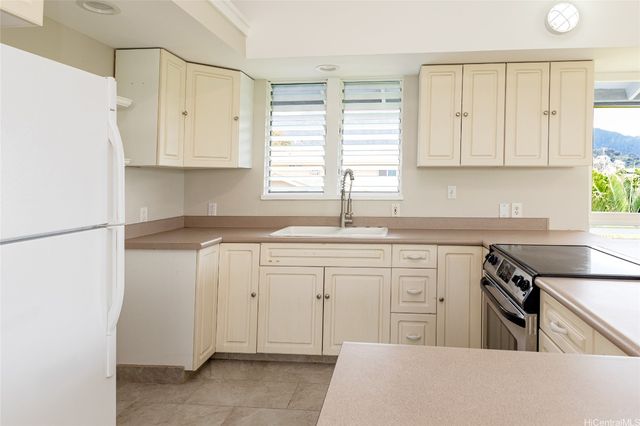 46-245 Lilipuna Road, Kaneohe, HI 96744