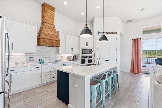 270 AZURE MIST WAY, Daytona Beach, FL 32124