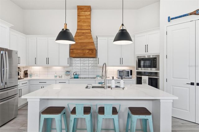 270 AZURE MIST WAY, Daytona Beach, FL 32124