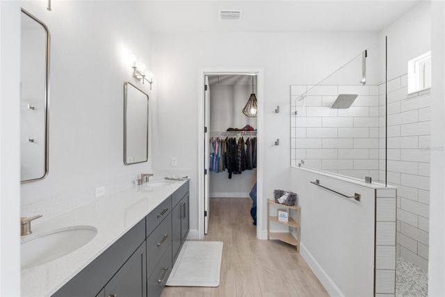 270 AZURE MIST WAY, Daytona Beach, FL 32124