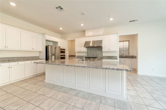 51 Lone Mountain, Irvine, CA 92602