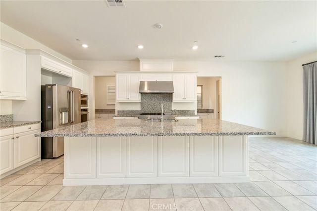 51 Lone Mountain, Irvine, CA 92602