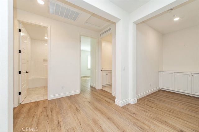 51 Lone Mountain, Irvine, CA 92602