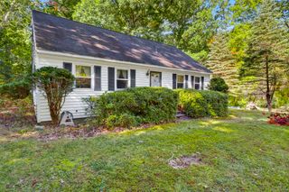 51 Mo-Sett Avenue, Goffstown, NH 03045