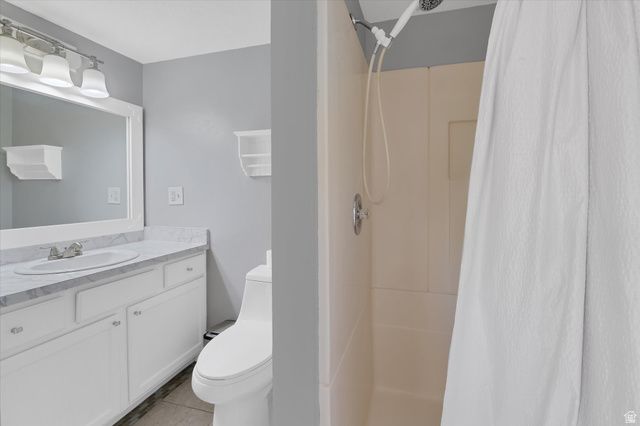 565 E 100 S, Hyrum, UT 84319