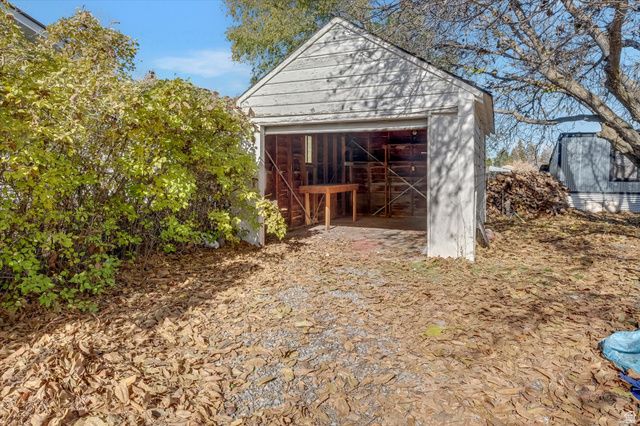 565 E 100 S, Hyrum, UT 84319