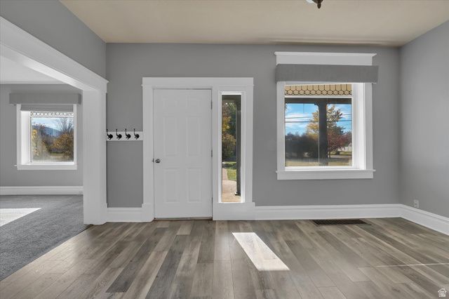 565 E 100 S, Hyrum, UT 84319