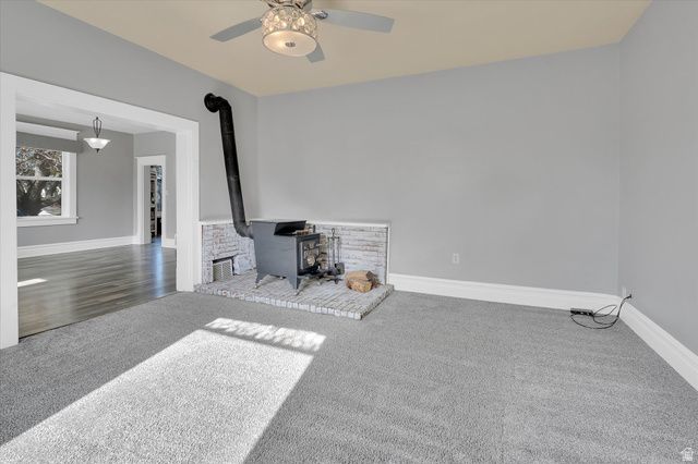 565 E 100 S, Hyrum, UT 84319