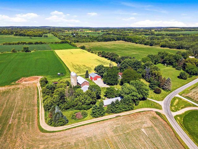 N7295 Manske Road, Lake Mills, WI 53551