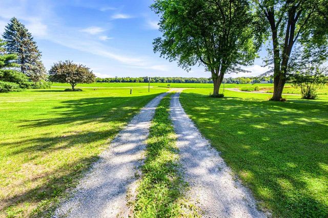 N7295 Manske Road, Lake Mills, WI 53551