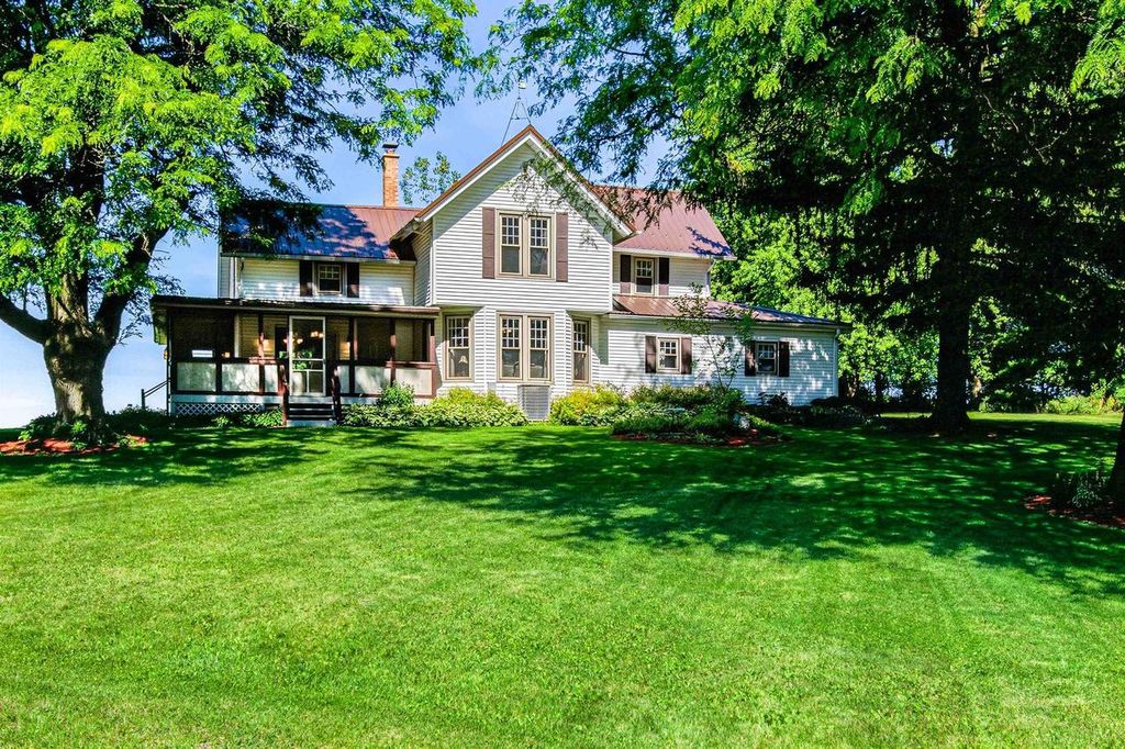 N7295 Manske Road, Lake Mills, WI 53551