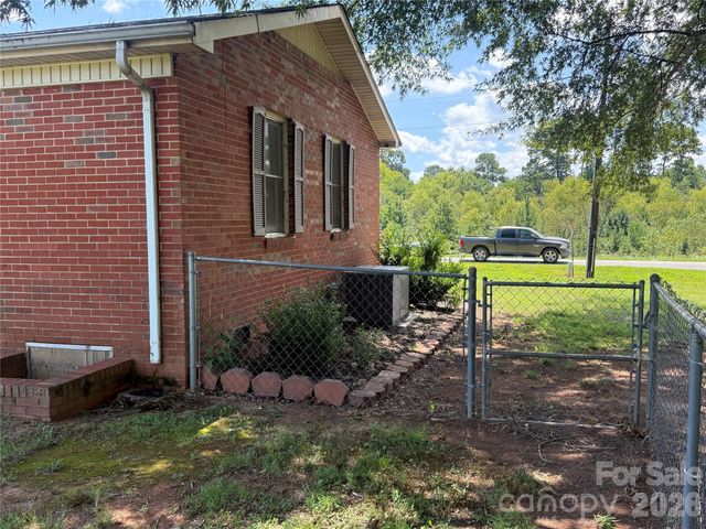 1710 Patrick Avenue, Boiling Springs, NC 28152