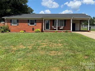 1710 Patrick Avenue, Boiling Springs, NC 28152