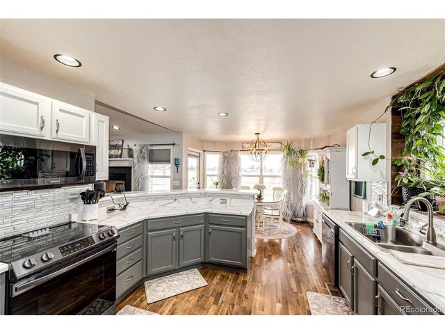 825 Cherokee St, Strasburg, CO 80136