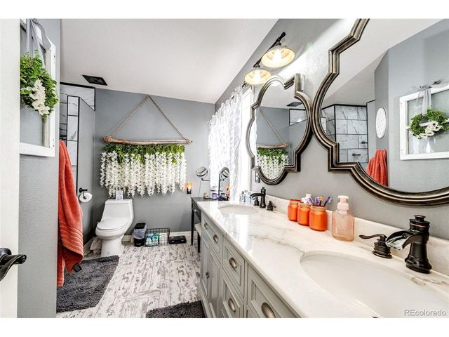 825 Cherokee St, Strasburg, CO 80136