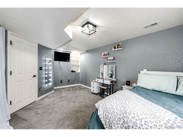 825 Cherokee St, Strasburg, CO 80136