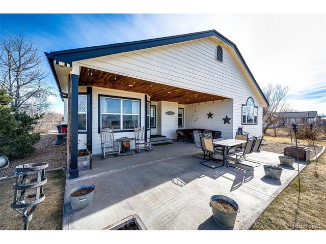 825 Cherokee St, Strasburg, CO 80136