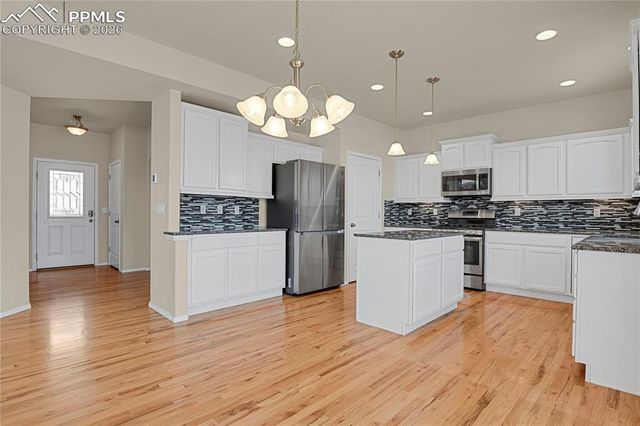 10672 Echo Canyon Drive, Colorado Springs, CO 80908