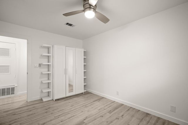 2600 Penny Lane LN 211, Austin, TX 78757
