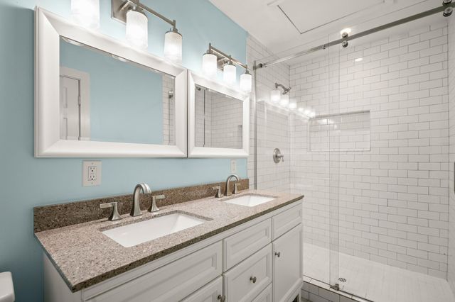2600 Penny Lane LN 211, Austin, TX 78757
