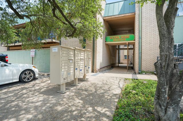 2600 Penny Lane LN 211, Austin, TX 78757