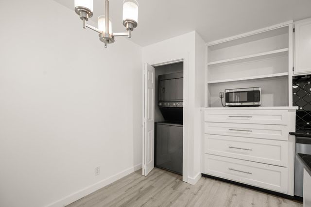 2600 Penny Lane LN 211, Austin, TX 78757