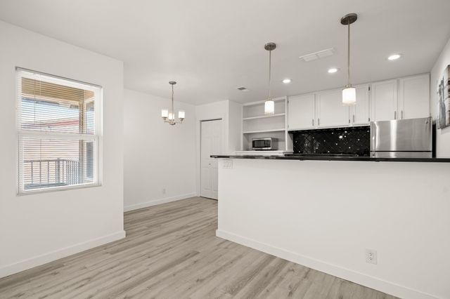2600 Penny Lane LN 211, Austin, TX 78757